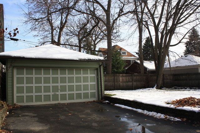 27 N Porter St, Elgin, IL 60120 photo 5