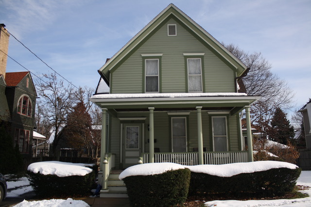 27 N Porter St, Elgin, IL 60120 photo 2