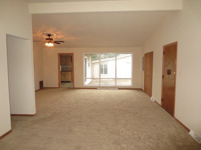 2801 Tern Ct, Rolling Meadows, IL 60008 photo 4