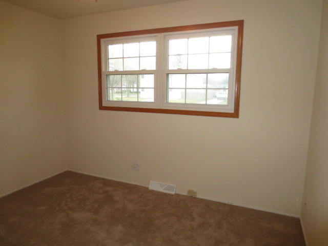 2801 Tern Ct, Rolling Meadows, IL 60008 photo 5