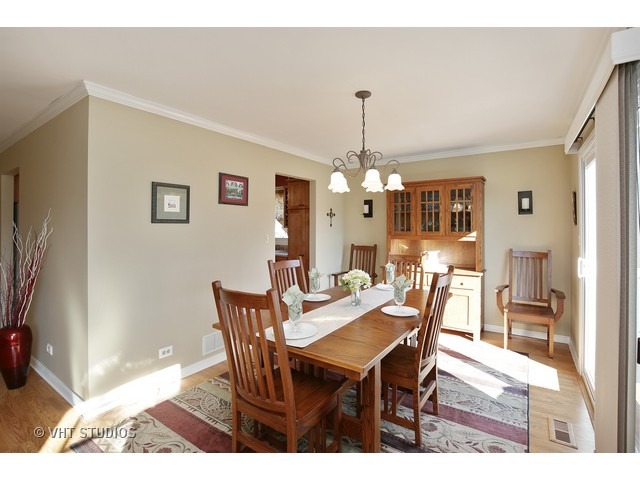 1527 Seminole Rd, Algonquin, IL 60102 photo 4