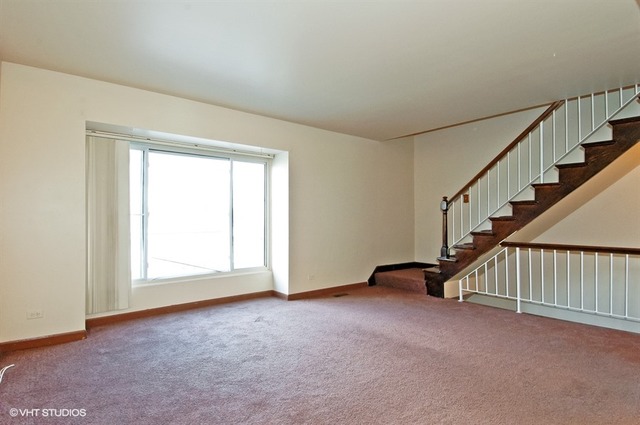 2205 Harwinton Pl, Hoffman Estates, IL 60169 photo 7