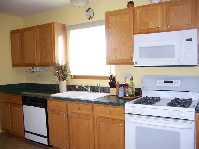 1700 Parkside Dr, Plainfield, IL 60586 photo 8