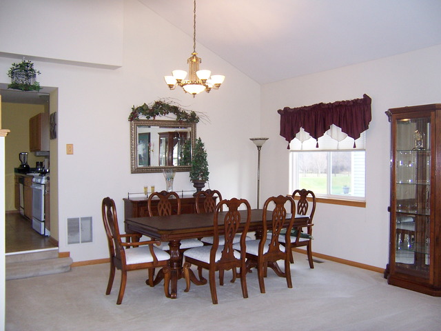 1700 Parkside Dr, Plainfield, IL 60586 photo 3