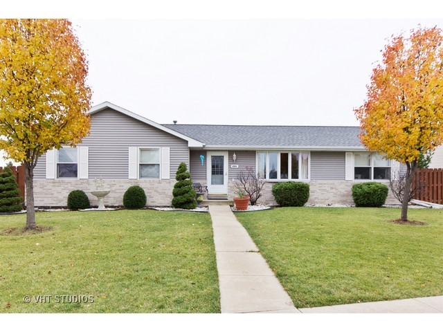 6904 Bitterroot Dr, Plainfield, IL 60586 photo 1