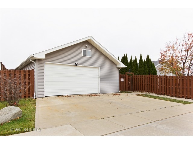 6904 Bitterroot Dr, Plainfield, IL 60586 photo 17