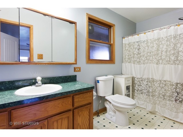 6904 Bitterroot Dr, Plainfield, IL 60586 photo 11