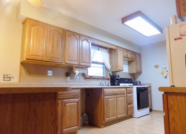 3645 Jonathan Simpson Dr, Joliet, IL 60431 photo 7