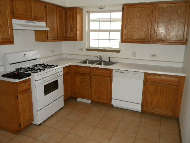 35776 N Ash St, Ingleside, IL 60041 photo 4