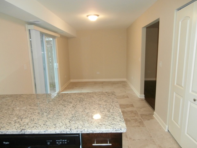 24 Willow Cir, Cary, IL 60013 photo 6