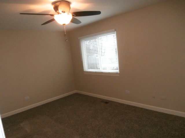 24 Willow Cir, Cary, IL 60013 photo 13