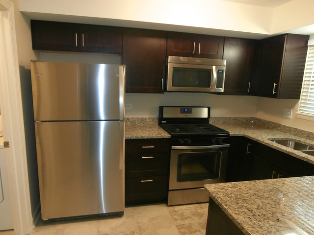 24 Willow Cir, Cary, IL 60013 photo 3