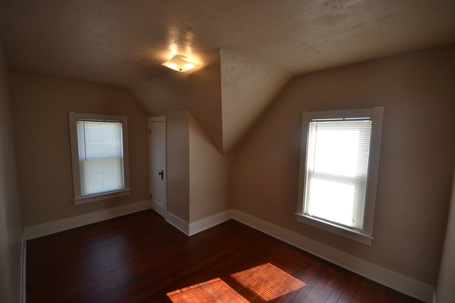 539 S Union St, Aurora, IL 60505 photo 10