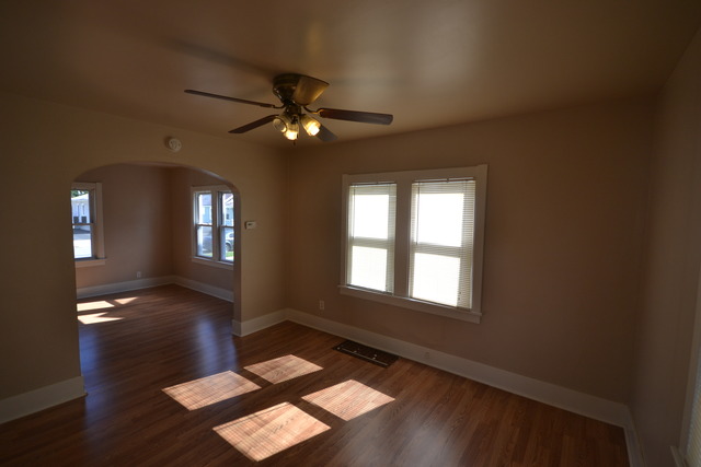 539 S Union St, Aurora, IL 60505 photo 6