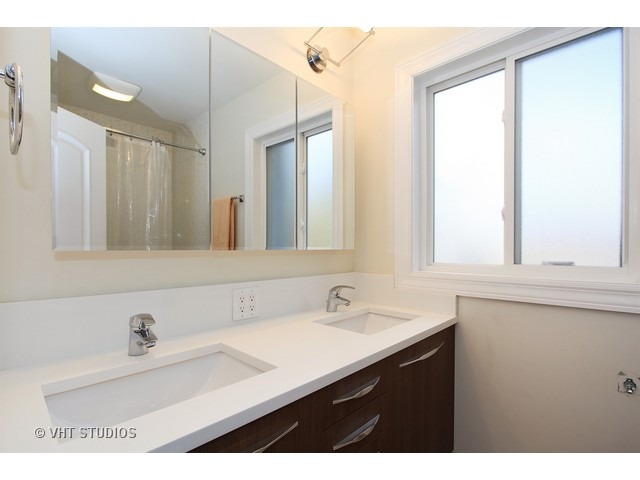 1430 Hackberry Rd, Deerfield, IL 60015 photo 14