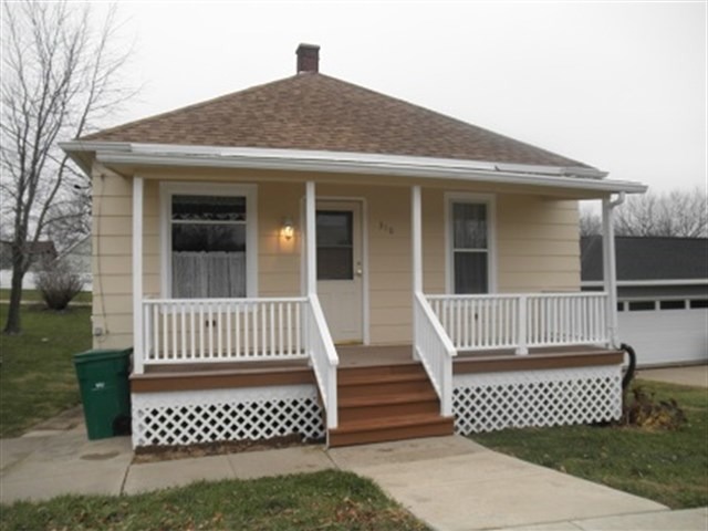 310 Hennepin St, Mark, IL 61340 photo 1
