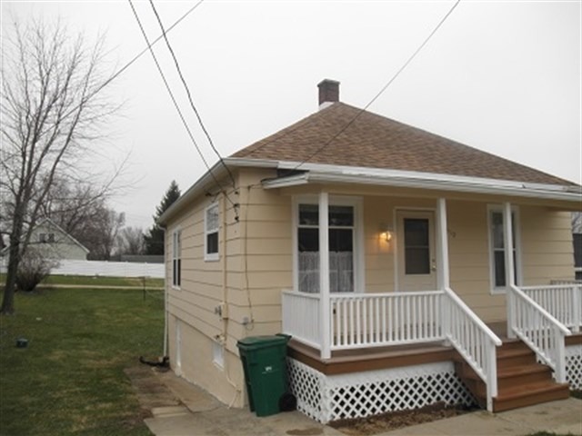 310 Hennepin St, Mark, IL 61340 photo 2