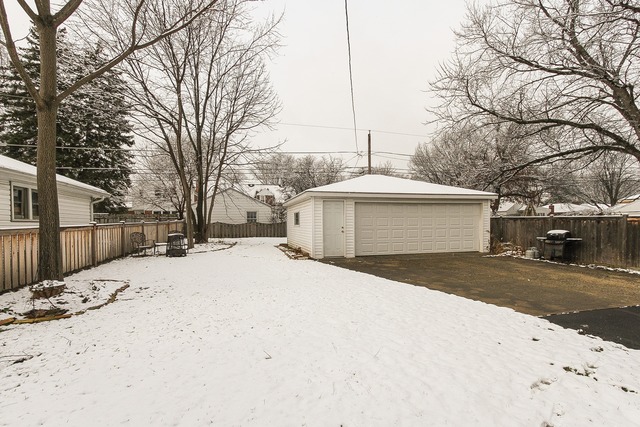 20 N Maple St, Mount Prospect, IL 60056 photo 21