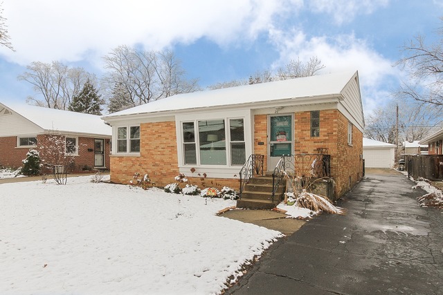 20 N Maple St, Mount Prospect, IL 60056 photo 1