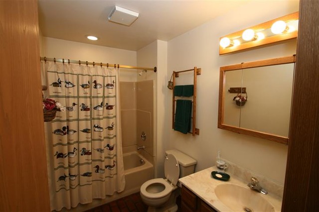 202 Seafarer Dr, Third Lake, IL 60030 photo 13