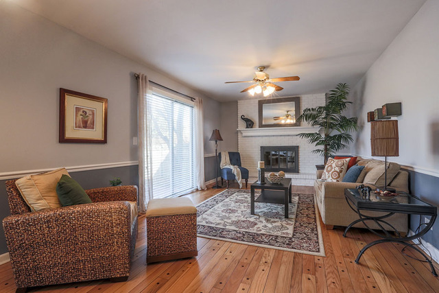 1709 Clyde Dr, Naperville, IL 60565 photo 5