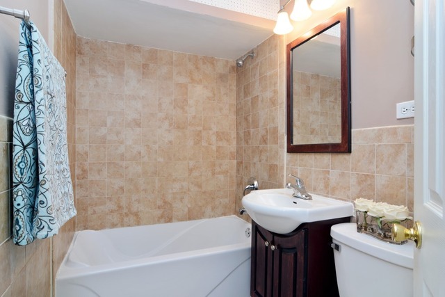 115 E Dennis Rd, Wheeling, IL 60090 photo 9