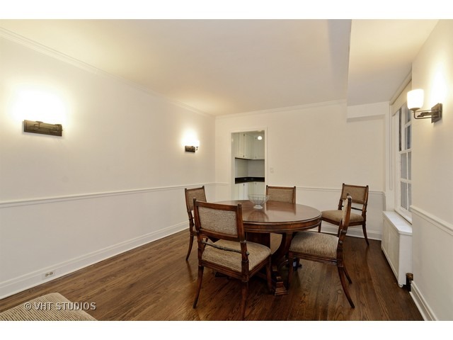 210 E Pearson St #10D, Chicago, IL 60611 photo 5