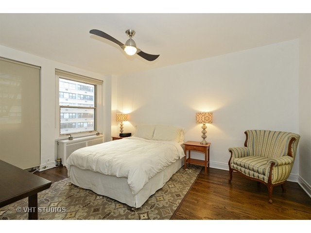 210 E Pearson St #10D, Chicago, IL 60611 photo 7