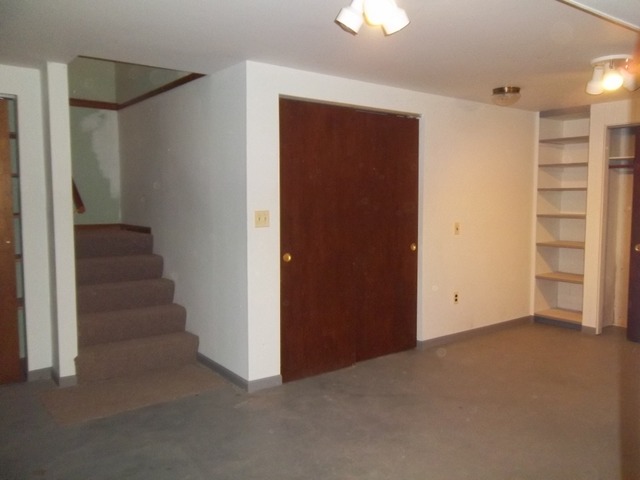 1801 W Edward Ct, Mchenry, IL 60051 photo 11