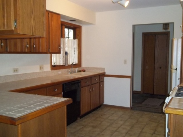 1801 W Edward Ct, Mchenry, IL 60051 photo 5