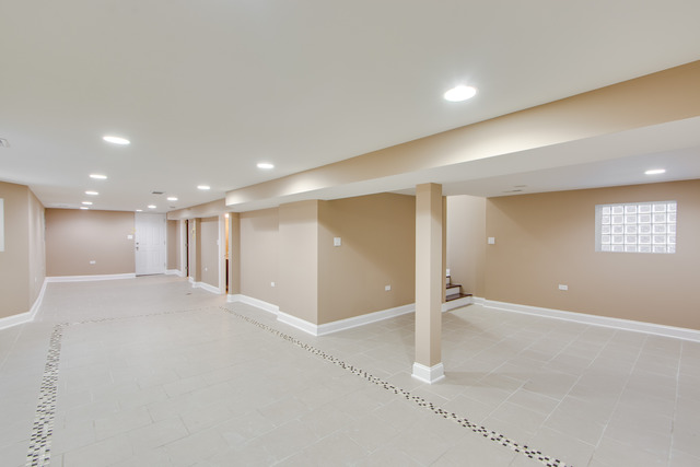 7718 S Constance Ave, Chicago, IL 60649 photo 20