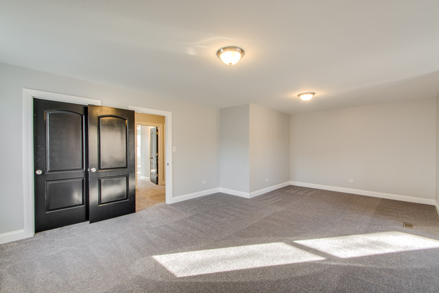 7718 S Constance Ave, Chicago, IL 60649 photo 8