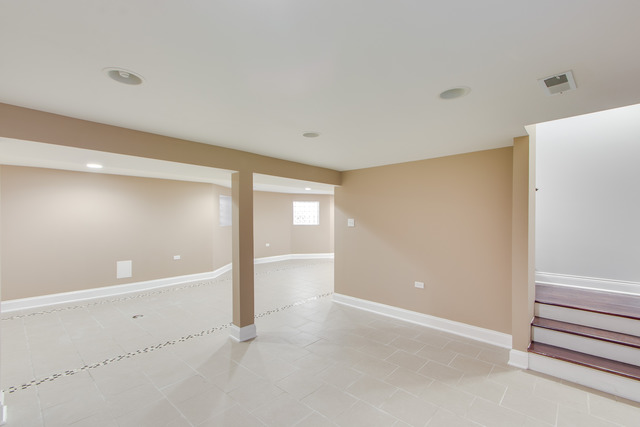 7718 S Constance Ave, Chicago, IL 60649 photo 21