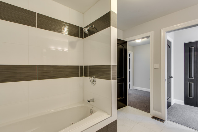 7718 S Constance Ave, Chicago, IL 60649 photo 10