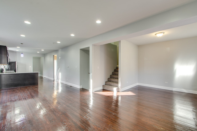7718 S Constance Ave, Chicago, IL 60649 photo 6
