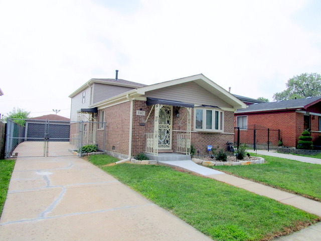 147 E 124th St, Chicago, IL 60628 photo 1