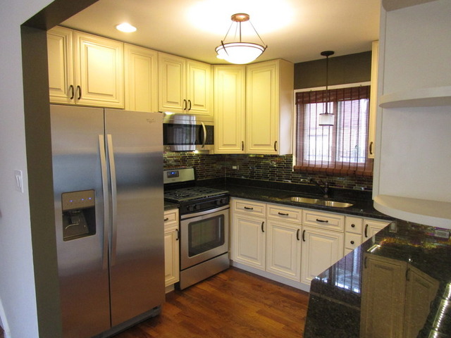 147 E 124th St, Chicago, IL 60628 photo 8