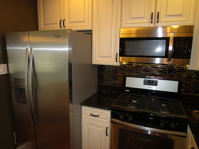 147 E 124th St, Chicago, IL 60628 photo 9
