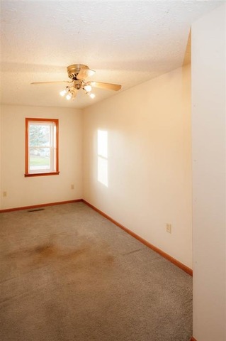 5748 Chestnut St, Roscoe, IL 61073 photo 22