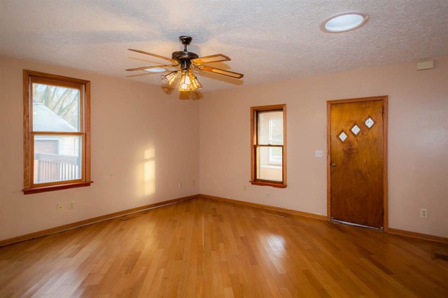 5748 Chestnut St, Roscoe, IL 61073 photo 9