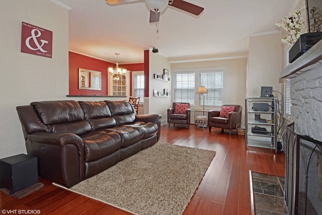 64 S Fordham Ave, Aurora, IL 60506 photo 3