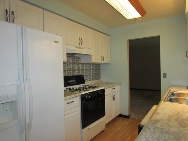 6295 E Flora St, Kankakee, IL 60901 photo 7