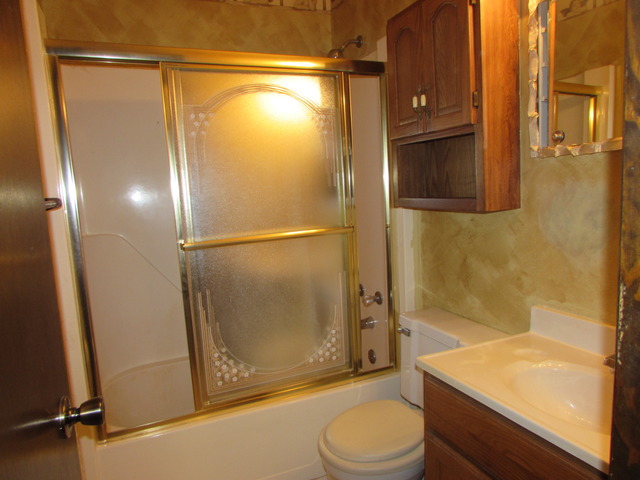 6295 E Flora St, Kankakee, IL 60901 photo 15