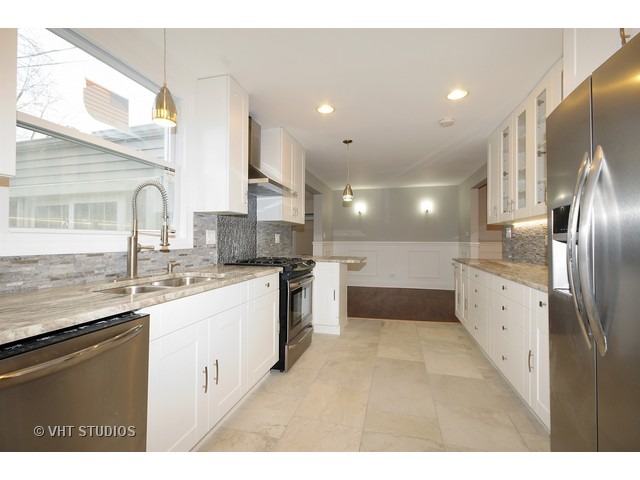 17121 Longfellow Ave, Hazel Crest, IL 60429 photo 4