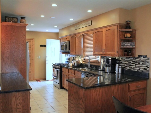 24109 W Joseph Ave, Plainfield, IL 60544 photo 9