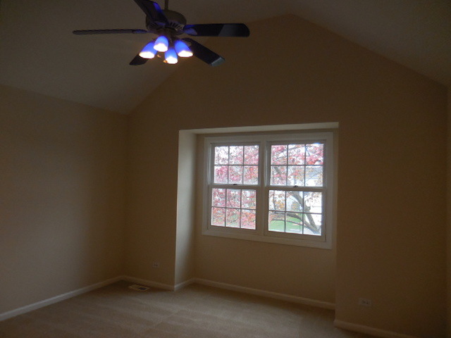921 Pear Tree Ln, Wheeling, IL 60090 photo 13