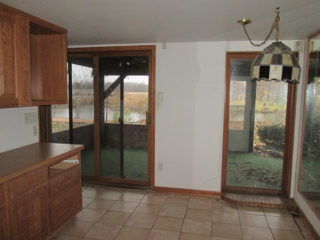 712 Fossil Dr, Ingleside, IL 60041 photo 3