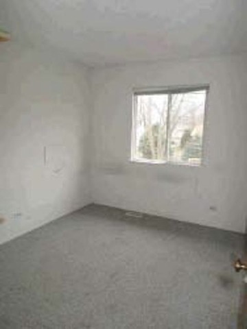 1860 Fulton Ln, Hanover Park, IL 60133 photo 10