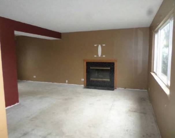 1860 Fulton Ln, Hanover Park, IL 60133 photo 5