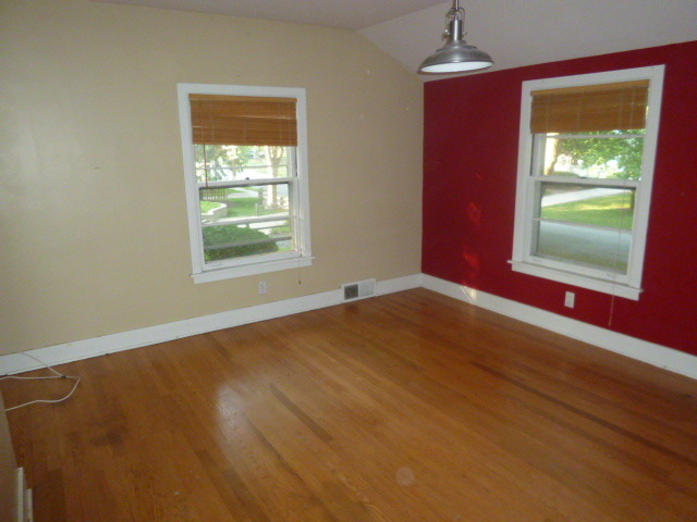 357 S Wright St, Naperville, IL 60540 photo 12